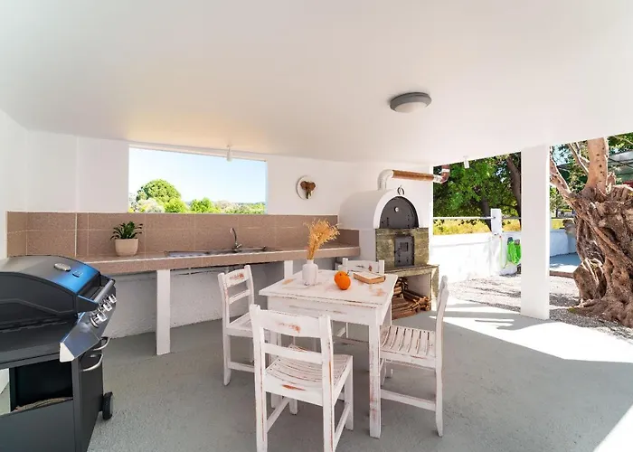 Villa Ixian Bliss Pool