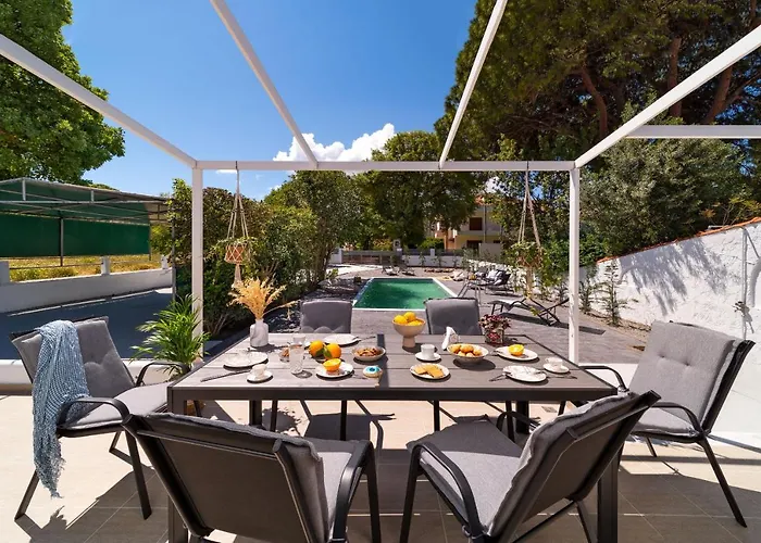 Ixian Bliss Pool 别墅 *