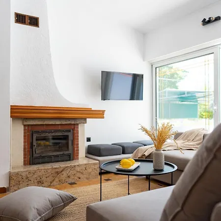 Ixian Bliss Pool Villa *