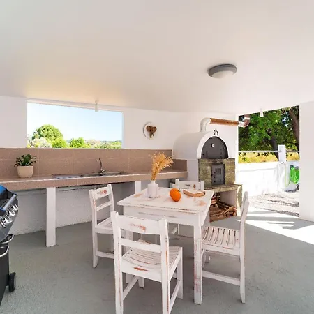 Villa Ixian Bliss Pool