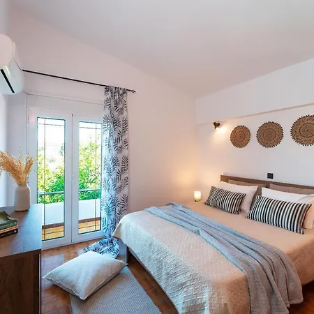 Ixian Bliss Pool ヴィラ *